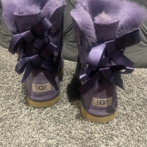 Girls purple Bailey Bow UGGs size US 5 - Picture 4 of 14